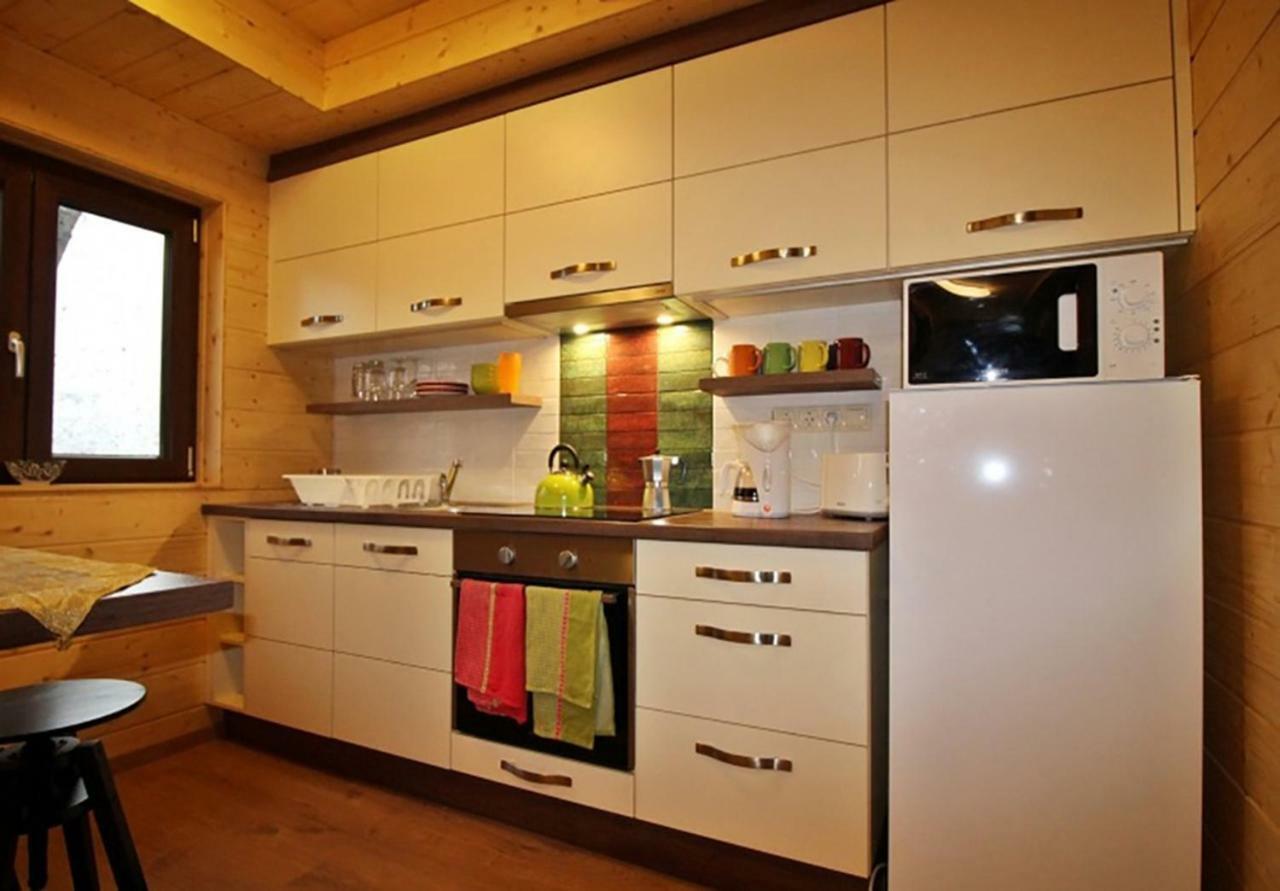 Dunaparti Haz Stand U 27E Mosonmagyarovar Ngoại thất bức ảnh